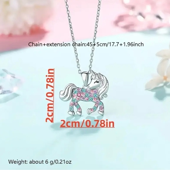 Unicorn Silver & Crystals necklace - Picture 4 of 4